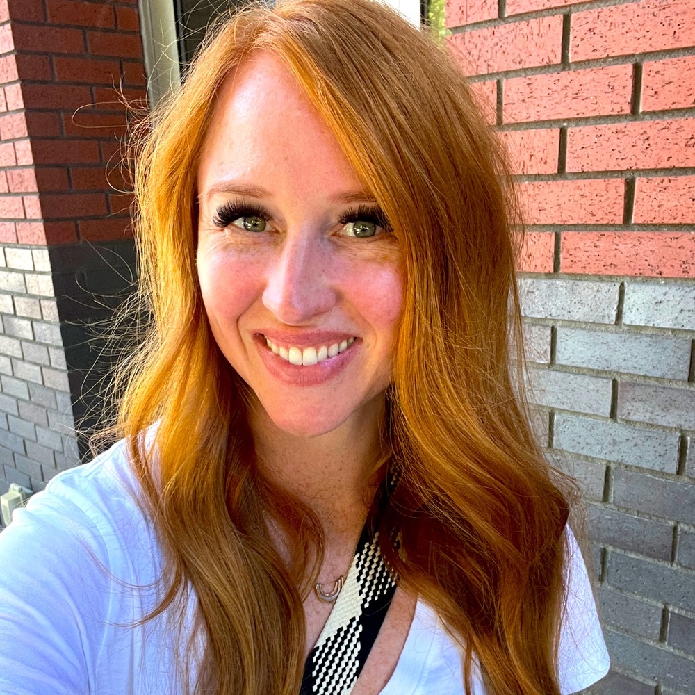 Meet your Posher, Whitney